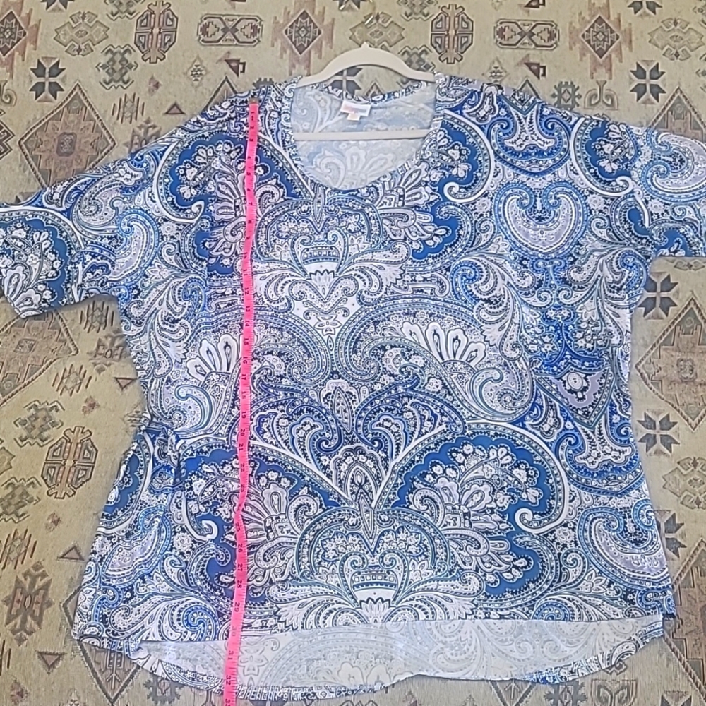 LulaRoe Irma XXXL 3XL Shirt Top Tunic